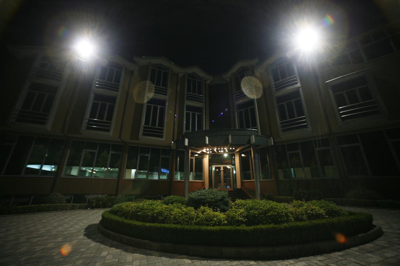 Dajti Park Resort Priska e Madhe Exterior photo